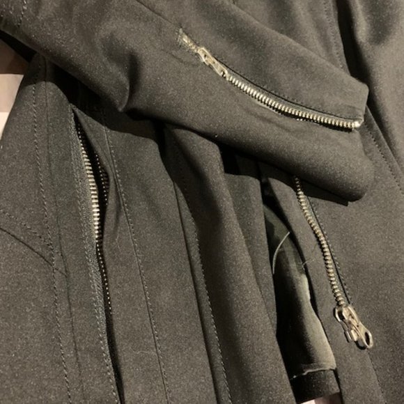 Black blazer - Picture 2 of 7